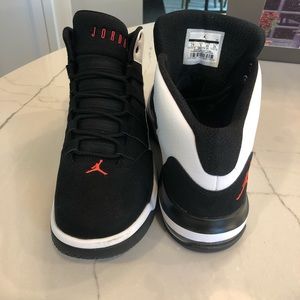 Nike Shoes Aq9214 Air Jordan Max Aura GS